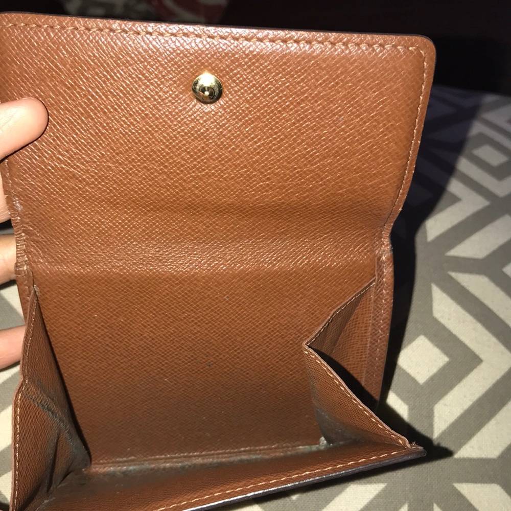 Louis Vuitton Authentic Organizer Bifold Wallet - Picture 3 of 8
